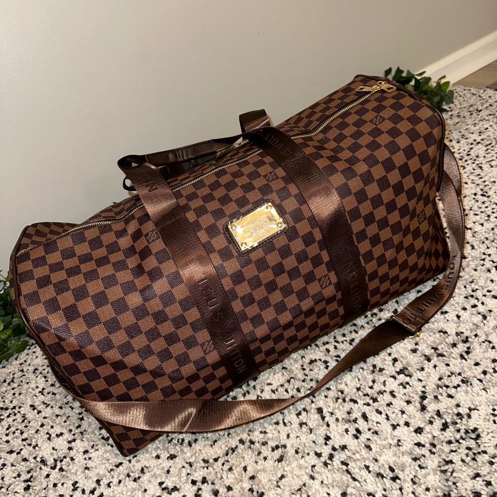 Extra Large Louis Vuitton Travel bag